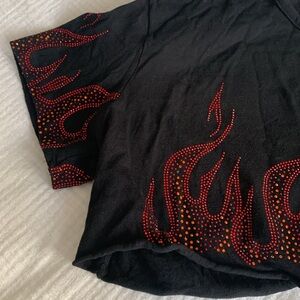 Emma+Sam Sequin Flame Crop Tee